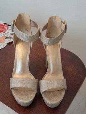 DREAM PAIRS  Hi-LO High Heel Platform Pump Sandal Orinthia; 6.5 GOLD/GLITTER